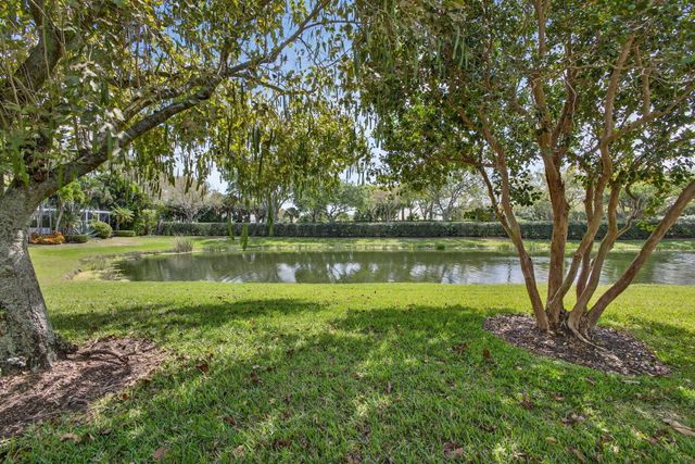936 Augusta Pointe Drive, Palm Beach Gardens, FL 33418