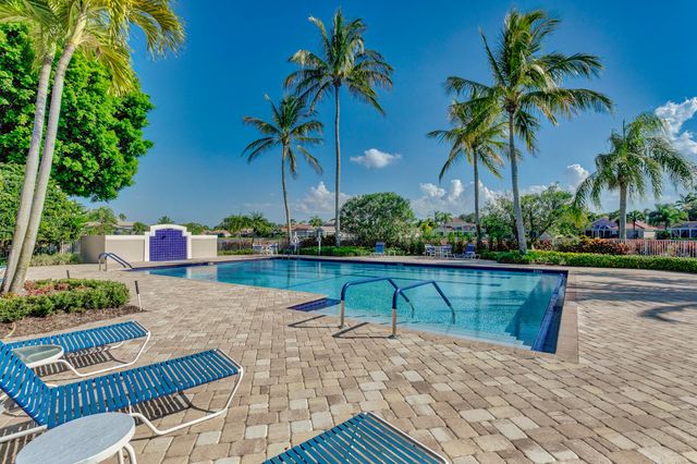 936 Augusta Pointe Drive, Palm Beach Gardens, FL 33418