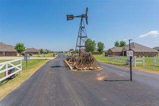 981 County Street 2984, Blanchard, OK 73010