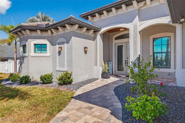 1219 NW 20th PL, Cape Coral, FL 33993