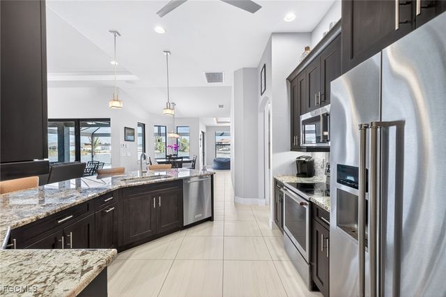 1219 NW 20th PL, Cape Coral, FL 33993