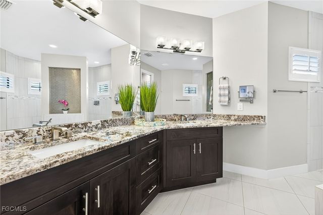 1219 NW 20th PL, Cape Coral, FL 33993