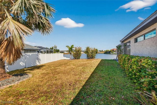 1219 NW 20th PL, Cape Coral, FL 33993