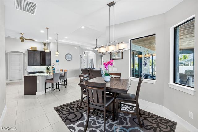 1219 NW 20th PL, Cape Coral, FL 33993