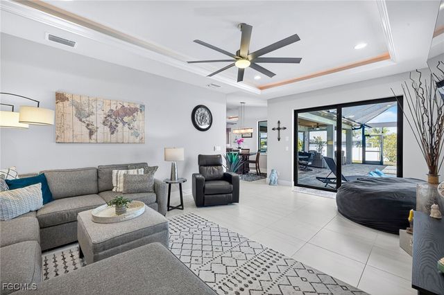 1219 NW 20th PL, Cape Coral, FL 33993