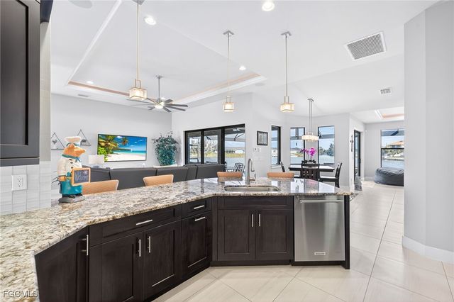 1219 NW 20th PL, Cape Coral, FL 33993