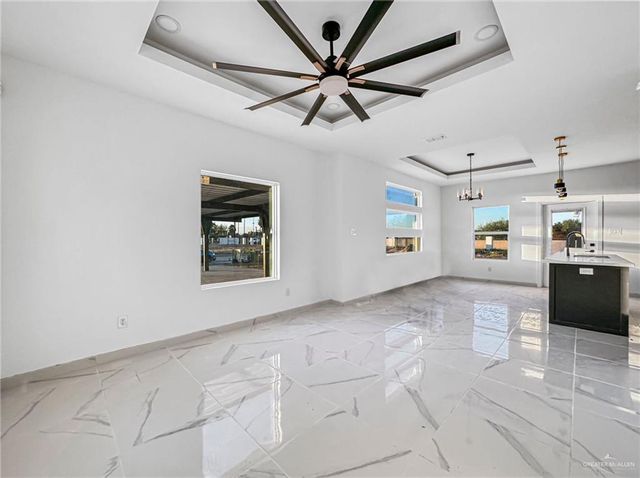 606 Buccaneer Drive, Hidalgo, TX 78557