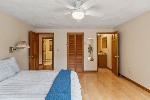4 Apple Tree Ln, Wilmington, MA 01887
