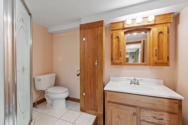 4 Apple Tree Ln, Wilmington, MA 01887