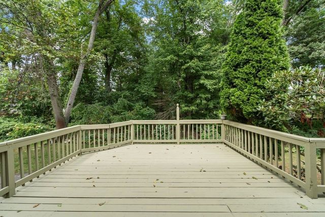 4 Apple Tree Ln, Wilmington, MA 01887