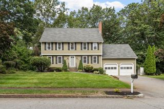 4 Apple Tree Ln, Wilmington, MA 01887
