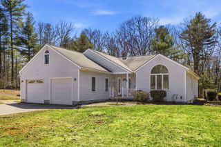 25 Maylane Drive, Salem, NH 03079