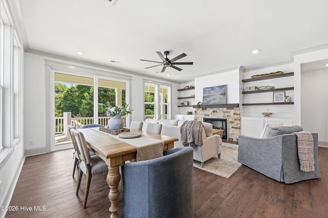 611 Moss Lake Lane, Holly Ridge, NC 28445