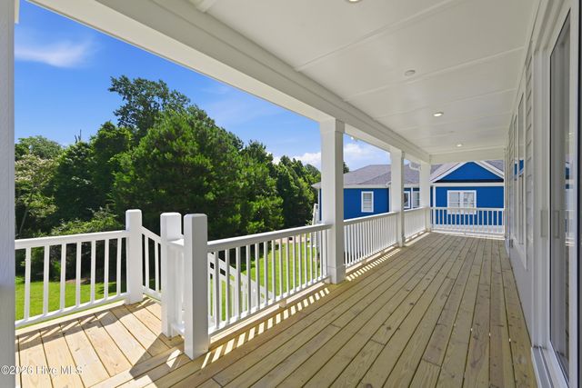 611 Moss Lake Lane, Holly Ridge, NC 28445