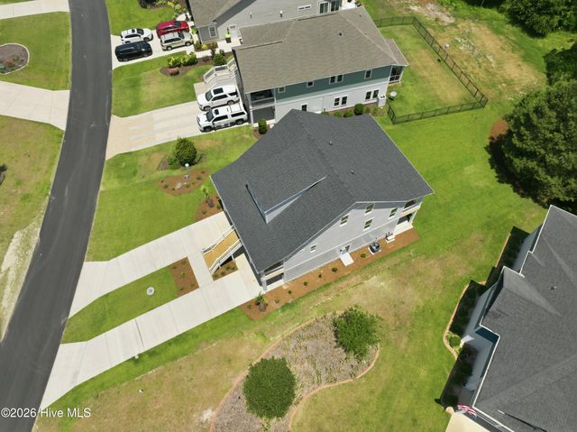611 Moss Lake Lane, Holly Ridge, NC 28445