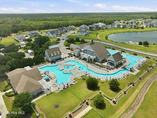 611 Moss Lake Lane, Holly Ridge, NC 28445