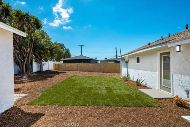 2430 W Bennett, Compton, CA 90220
