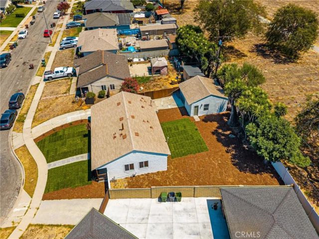 2430 W Bennett, Compton, CA 90220
