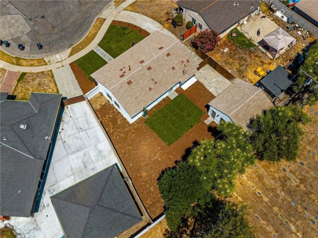 2430 W Bennett, Compton, CA 90220