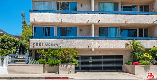 2221 Ocean Avenue 308, Santa Monica, CA 90405
