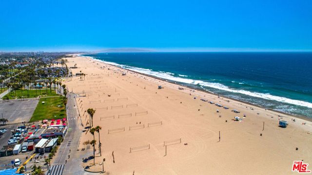 2221 Ocean Avenue 308, Santa Monica, CA 90405