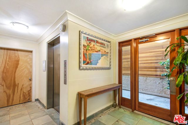 2221 Ocean Avenue 308, Santa Monica, CA 90405