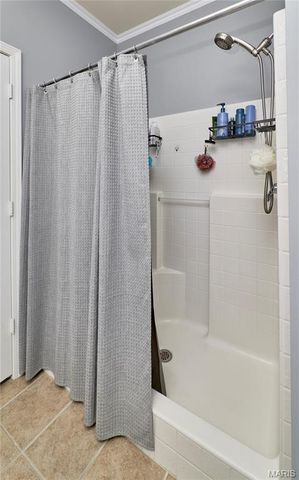 37 Kassebaum Lane 203, St Louis, MO 63129