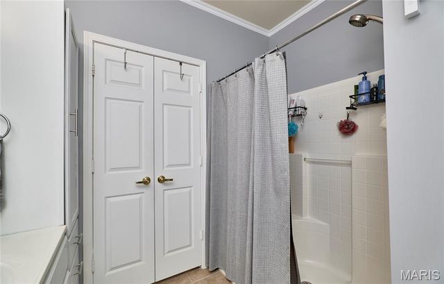 37 Kassebaum Lane 203, St Louis, MO 63129