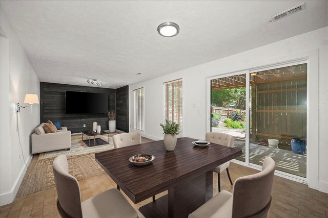 8024 E Elde Dr, Spokane, WA 99212