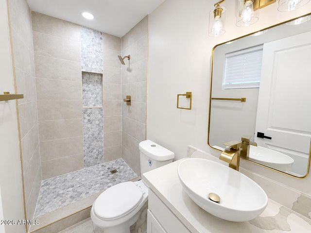 3429 W ASTER Drive, Phoenix, AZ 85029