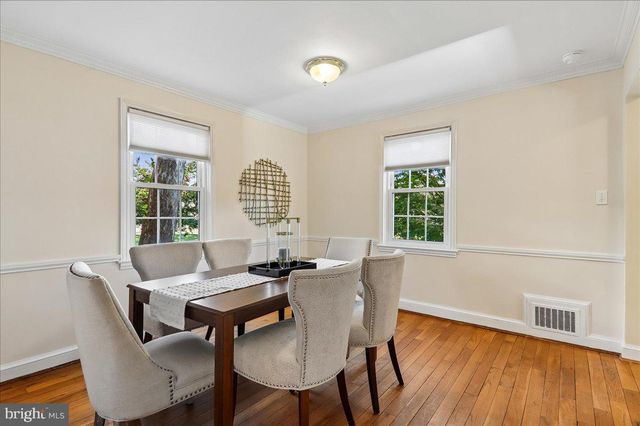 8616 LYNBROOK DR, Bethesda, MD 20814
