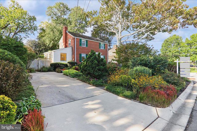 8616 LYNBROOK DR, Bethesda, MD 20814
