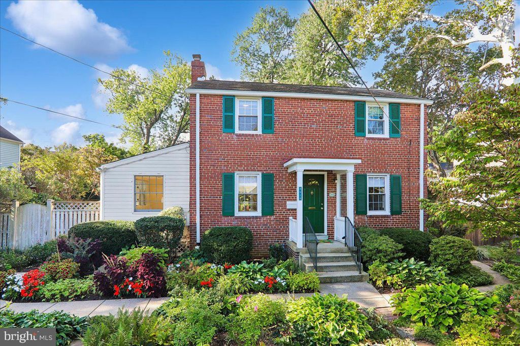 8616 LYNBROOK DR, Bethesda, MD 20814