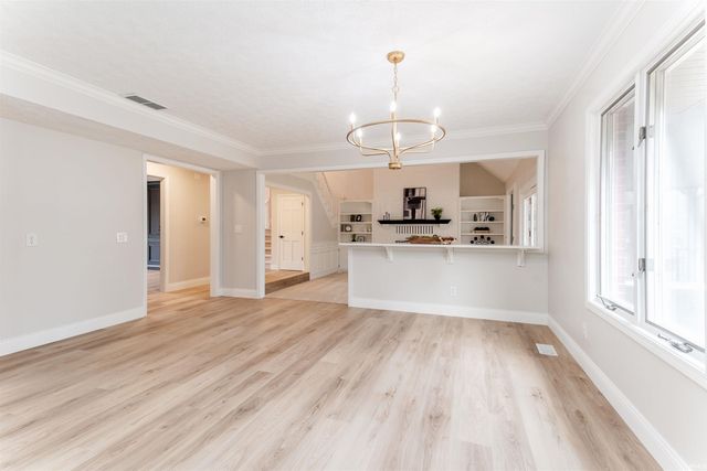 1314 Hunters Ridge Court, Evansville, IN 47725