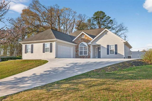 1530 Summer Lake Terrace, Loganville, GA 30052