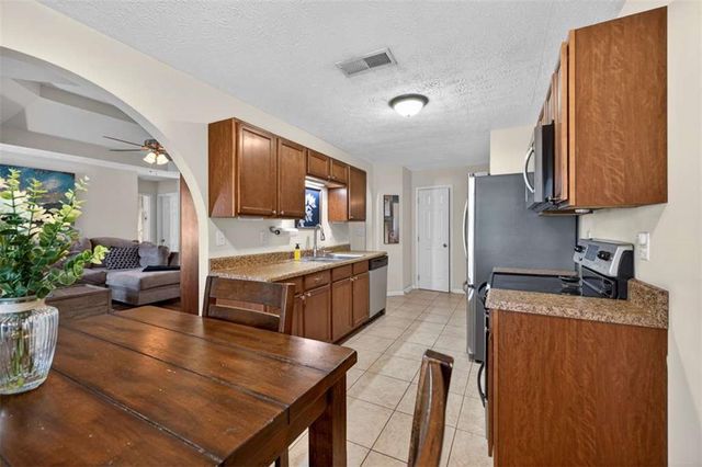 1530 Summer Lake Terrace, Loganville, GA 30052
