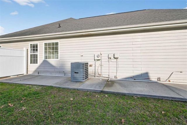 1530 Summer Lake Terrace, Loganville, GA 30052