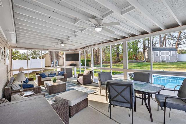 1530 Summer Lake Terrace, Loganville, GA 30052