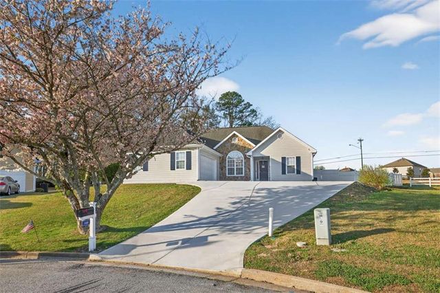 1530 Summer Lake Terrace, Loganville, GA 30052