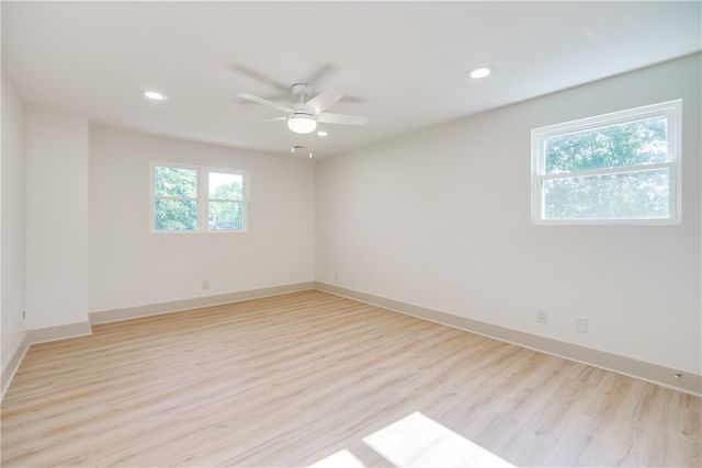 222 E Social Row Road, Dayton, OH 45458