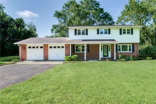 222 E Social Row Road, Dayton, OH 45458