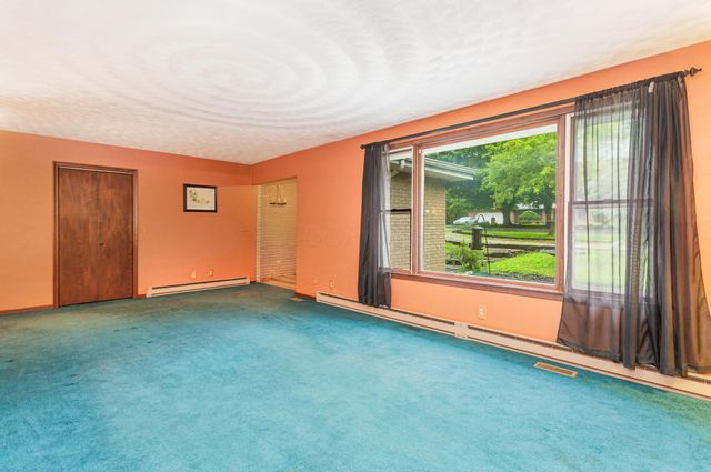 18348 Hall Drive, Mount Vernon, OH 43050