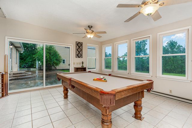 18348 Hall Drive, Mount Vernon, OH 43050