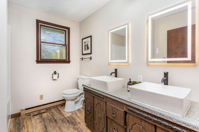 18348 Hall Drive, Mount Vernon, OH 43050