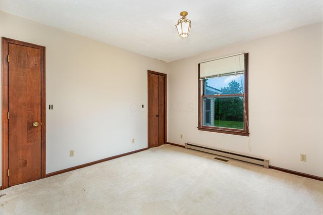 18348 Hall Drive, Mount Vernon, OH 43050
