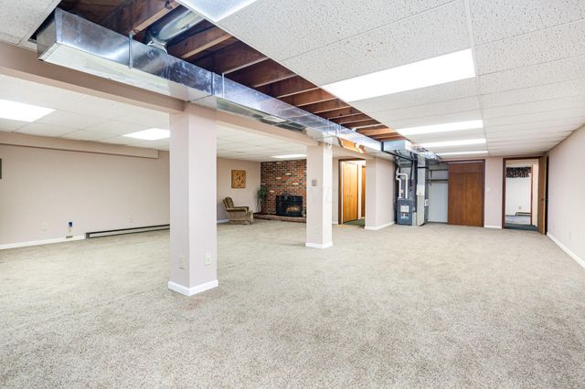 18348 Hall Drive, Mount Vernon, OH 43050