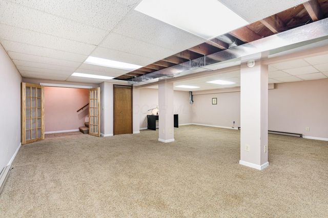 18348 Hall Drive, Mount Vernon, OH 43050