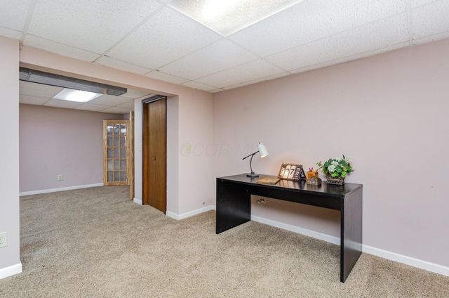 18348 Hall Drive, Mount Vernon, OH 43050