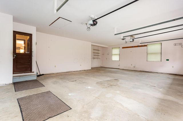 18348 Hall Drive, Mount Vernon, OH 43050