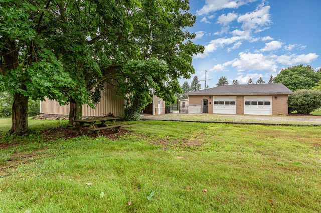 18348 Hall Drive, Mount Vernon, OH 43050